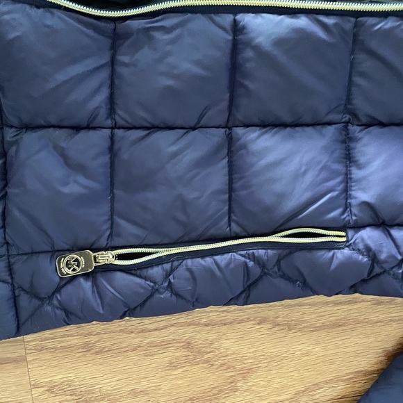 Michael KORS lightweight 90% packable down filled jacket | Color: Purple - Picture 6 of 7